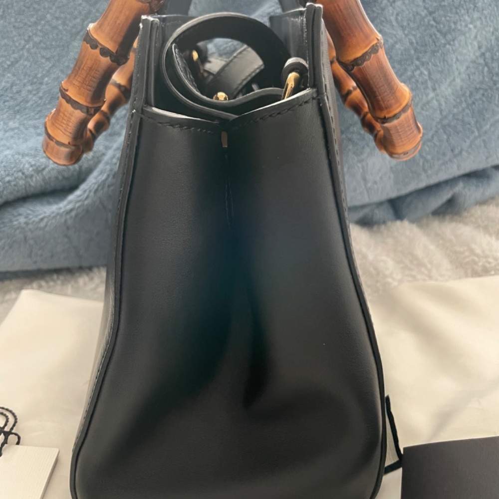 Gucci Nymphaea, Small (Black) - Picture 3 of 15